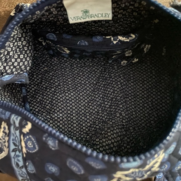 Vera Bradley duffle bag style purse. - Picture 2 of 3
